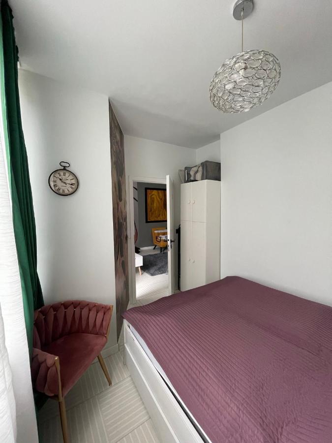 Appartement Bright: Flat With Balcony - Kitchen - Free Parking à Berlin Extérieur photo